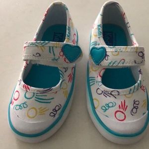 Brand new girls keds size 7m